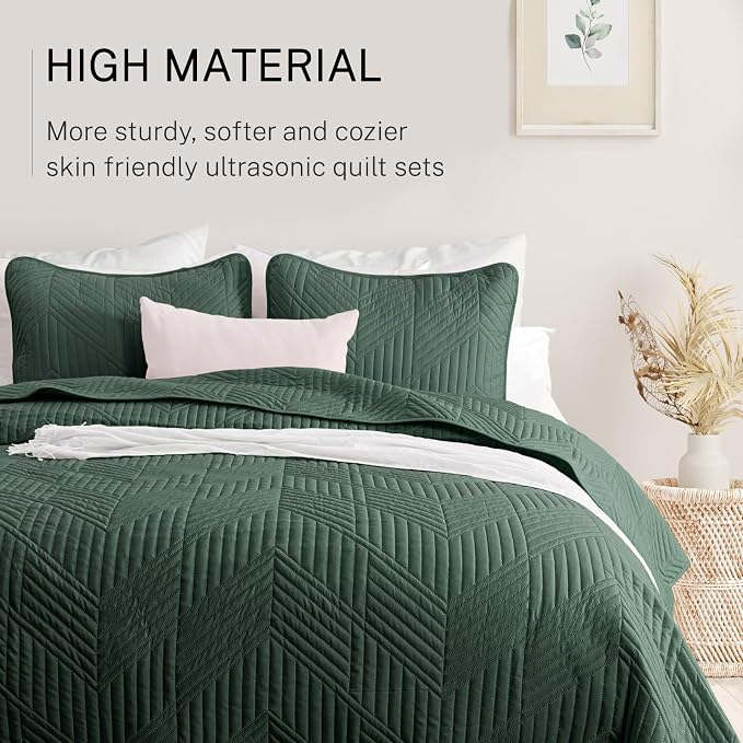 Exclusivo Mezcla Ultrasonic Full Queen Quilt Bedding Set, Green | Lightweight Bedspreads, Soft Microfiber, Modern Geometric Coverlet, All Season Bed Cover, 1 Quilt and 2 Pillow Shams