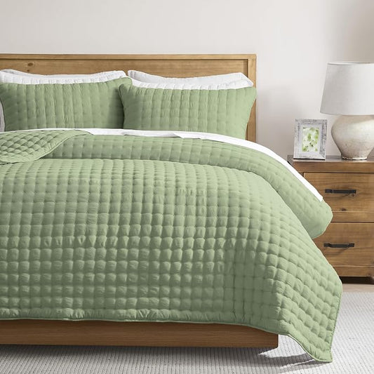 WDCOZY Sage Green Cloud Quilt Set Queen Size, Lightweight Soft Cross Stitch Bedspread, Farmhouse Rustic Country Coverlet, Spring Summer Thin Comforter, 3 Pieces, 2 Pillow Shams, 90x90 inches