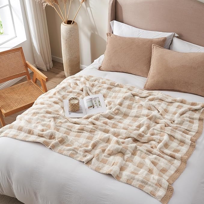 Snuggle Sac Queen Size Checkered Bedding Blanket Beige, Super Soft Warm Cozy Bed Blankets Oversized Fuzzy Plush Blankets for Bed, Bedroom, Plaid Beige, 90x90 inches