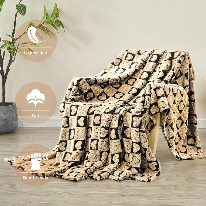 FY FIBER HOUSE Throw Blankets with Heart Checkered,Soft Warm Blankets for Lover Mom Father Friends Gifts,Washable Lightweight Fuzzy Blanket for Couch Sofa Bed All Season(Black Brown,90"x108")