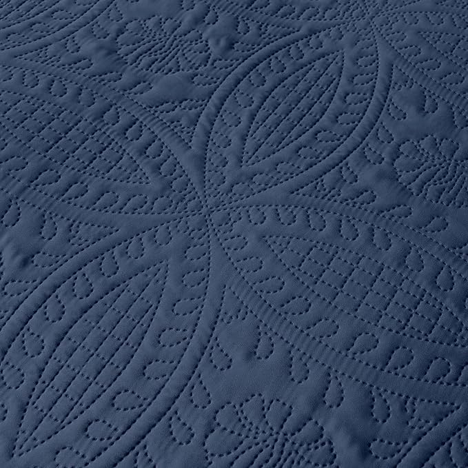 akkialla Navy Twin Quilt Set, Ultrasonic Lightweight Bedspread Coverlet for Modern Minimalist Bedroom, Soft Microfiber Coin Pattern Bedding, 2-Piece (1 Quilt, 1 Pillow Sham) | Breathable fabric