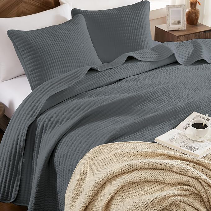 Queen Quilt-Lightweight Bedspreads Grey Queen Size Quilt Bedding Set | Soft Coverlet with 2 Pillow Shams for All Seasons, Suitable for Bed, Couch, 3 Pieces, 90"x94"