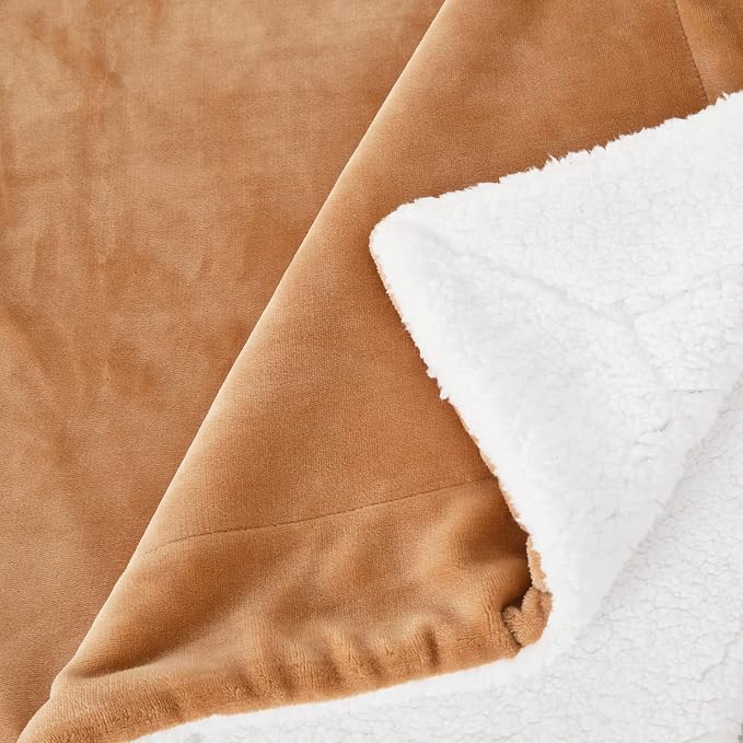 SOCHOW Sherpa Fleece Throw Blanket, Camel, 50x60 inches | Double-Sided Super Soft Luxurious Plush Blanket Throw Size