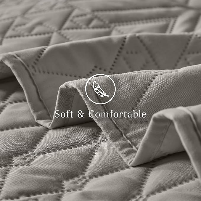 akkialla Twin Size Quilt Bedding Set,Dark Grey Lightweight Microfiber Soft Bedspreads,Modern Style Geoetric Pattern Coverlet Set for All Seasons,2 Piece(1 Quilt,1Pillow Sham)