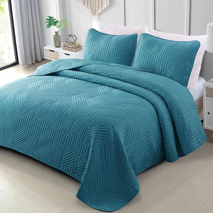 Exclusivo Mezcla Ultrasonic King Quilt Bedding Set, Teal | Lightweight Bedspreads, Soft Microfiber, Modern Geometric Coverlet, All Season Bed Cover, 1 Quilt and 2 Pillow Shams