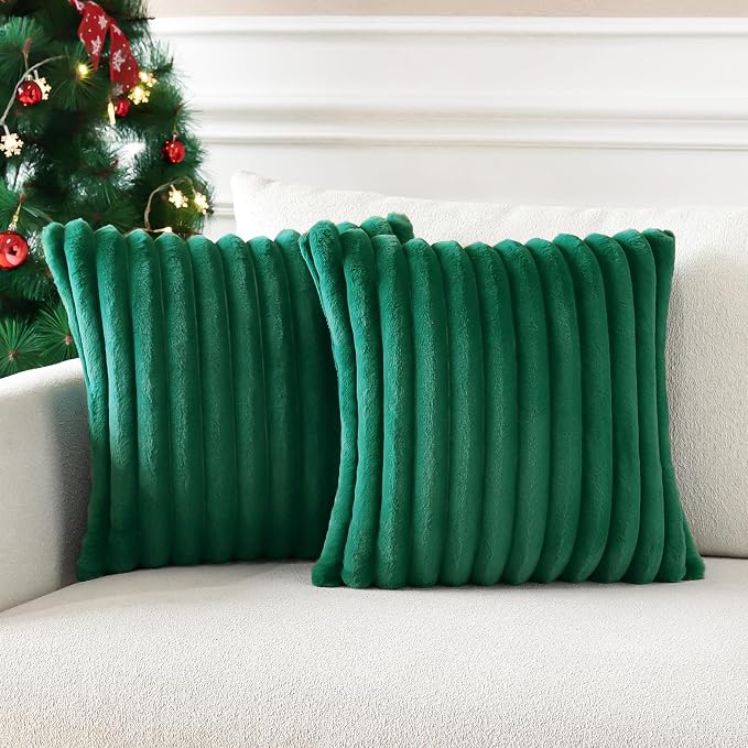 Soleebee Set of 2 Throw Pillow Covers Soft Cozy Velvet Pillowcase Faux Rabbit Fur Cover for Couch Sofa Bed Chair Home Decorative Pillows Cover (20x20 Inch, Christmas Green)