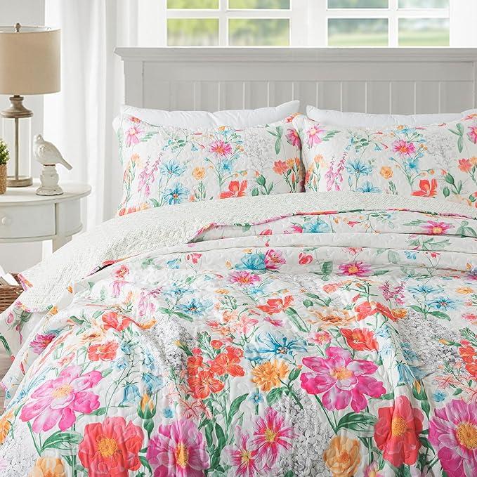 Travan Floral Quilt Queen Quilt Set, Ultra Soft Reversible Queen Quilt Bedding Set with 1 Quilt Set and 2 Shams Red Flower Quilt for All Season, Coreopsis-Red, Queen