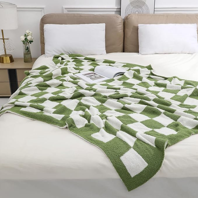 bearberry Soft Plush Throw Blanket for Couch, Cozy Warm & Lightweight | Knitted Fluffy Checkered Comfort Home Decor Gift for Women Mom Her, Sofa Chair Bed, 50x60in, Green
