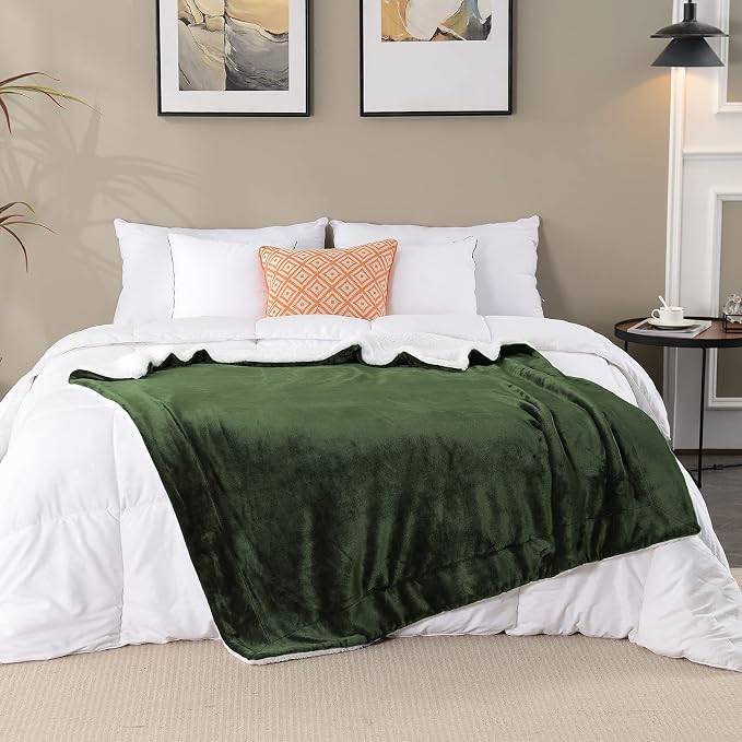 SOCHOW Sherpa Fleece Throw Blanket, Olive Green, 50x60 inches | Double-Sided Super Soft Luxurious Plush Blanket Throw Size