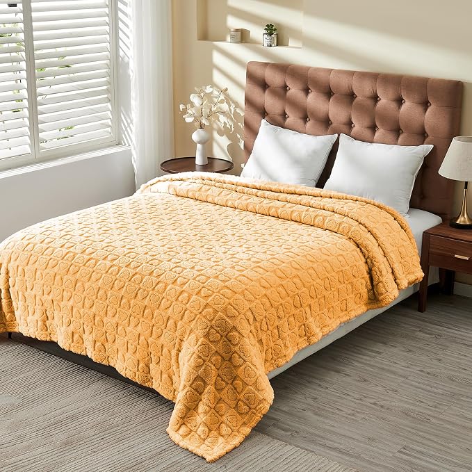 FY FIBER HOUSE Knitted Throw Blankets with Heart Checkered,Soft Warm Blankets for Lover Mom Father Gifts,Washable Lightweight Fuzzy Blanket for Couch Sofa Bed All Season(Orange,90"x108")