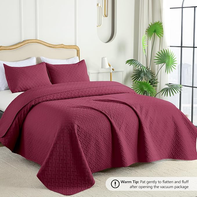 FLYMME Quilts Queen Size,Lightweight Burgundy Bedspreads,Basket Weave Pattern,Ultra Soft Microfiber Bed Coverlet 3 Pieces for All-Seasons (1 Quilt,2 Shams)