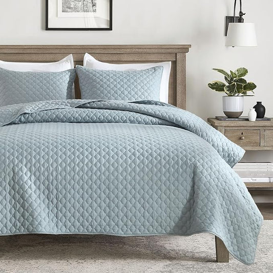 HORIMOTE HOME Quilt King Size Chambray Blue, Lightweight Quilt for Summer, Ultra-Soft Polyester Modern Style Quilted Clouds Pattern Bedspread Quit Set 3 Pieces(1 Quilt and 2 Pillow Shams)