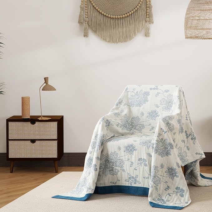 Phuryllic Boho Throw Blanket Full Size, Extra Large Soft Cozy Cotton Muslin Quilt Blanket for Bed Decor, Floral Patterned Couch Sofa Chair Cover, Vintage Farmhouse Cottage Woven Blanket, Blue&White