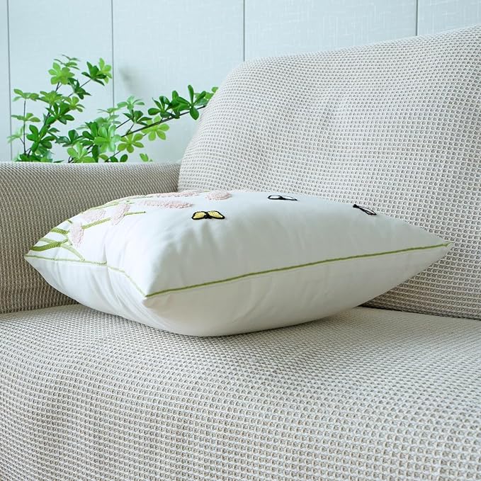 vctops Farmhouse Pampas Grass Cotton Tufted Throw Pillow Cover Boho Embroidery Pillowcase Soft Square Cushion Case for Sofa Couch Bed Chair (Light Pink,18"x18")