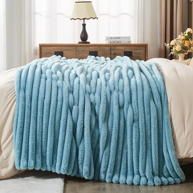 NEWCOSPLAY Faux Fur Ribbed Twin Blanket for Couch, Blue, 60"x80" | Plush Soft Thick Warm Blanket for Couch Sofa Bed 850GSM, Fluffy Cozy Luxury Decorative Throw, Gift for Women Men