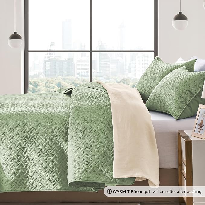 FLYMME Twin Quilt Set, Lightweight Sage Green Bedspreads, Basket Weave Pattern,Ultra Soft Microfiber Bedspread Bed Coverlet 2 Pieces for All-Seasons (1 Quilt, 1 Shams)