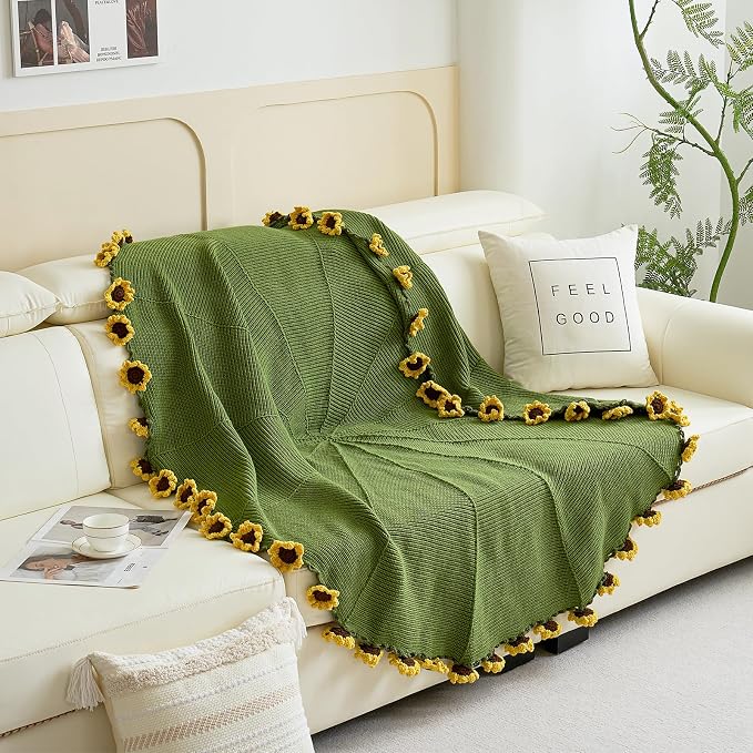 Longhui bedding Crochet Flower Bouquet Throw Blanket, Handmade Knitted Blanket with Sunflower, Cute Romantic Gift for Her Girlfriend Mom Mother’s Day Valentine Wedding Anniversary Birthday, 40 Inches