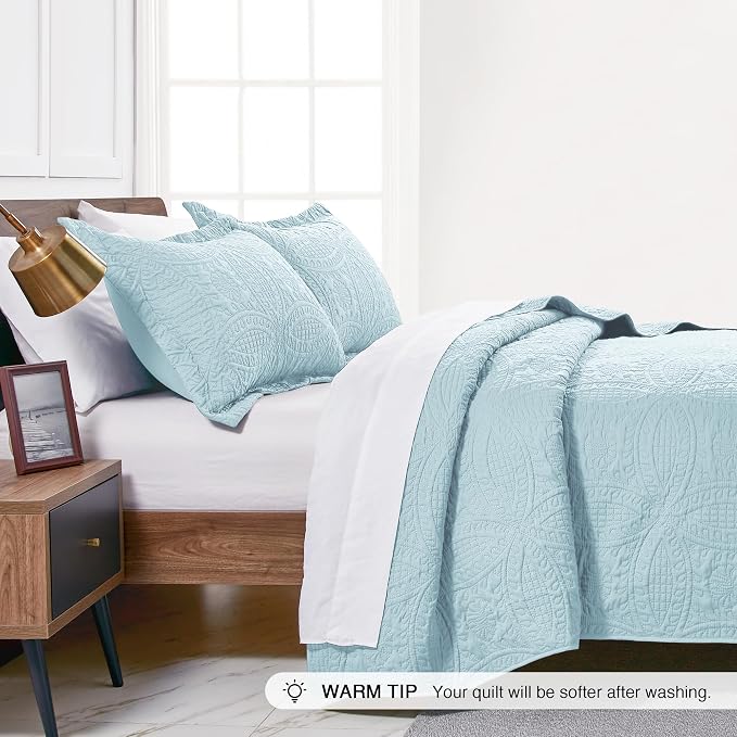Love's cabin King Size Quilt Set Spa-Blue Bedspreads - Soft Bed Summer Lightweight Bedspread Comforter - Modern Style Coin Pattern Coverlet for All Season - 3 Pieces (1 Quilt, 2 Pillow Shams)