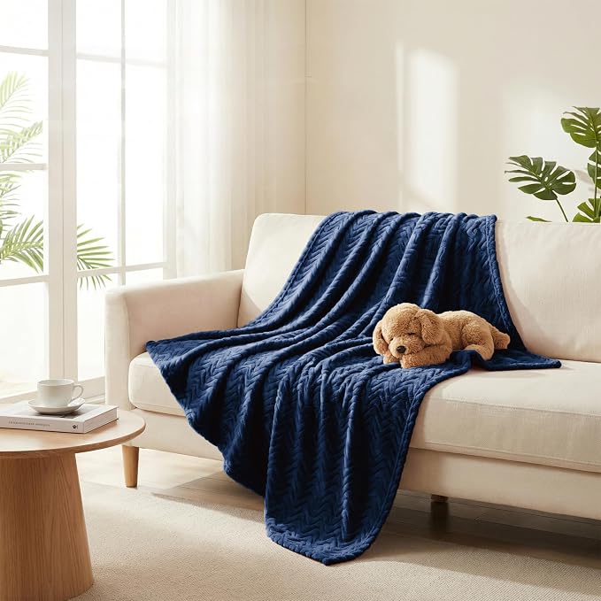 Exclusivo Mezcla Soft Fleece Blanket Twin Size for Bed, Sofa, Navy Blue | 90"x66" Breathable Lightweight Flannel Blanket for Summer, Plush Cozy Jacquard Wave for Home Decor