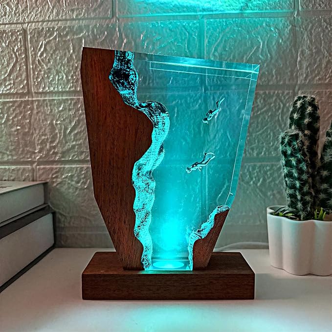 Handmade Scuba Diving Resin Ocean Lamp for Home Office Decor (L 10"x6”)