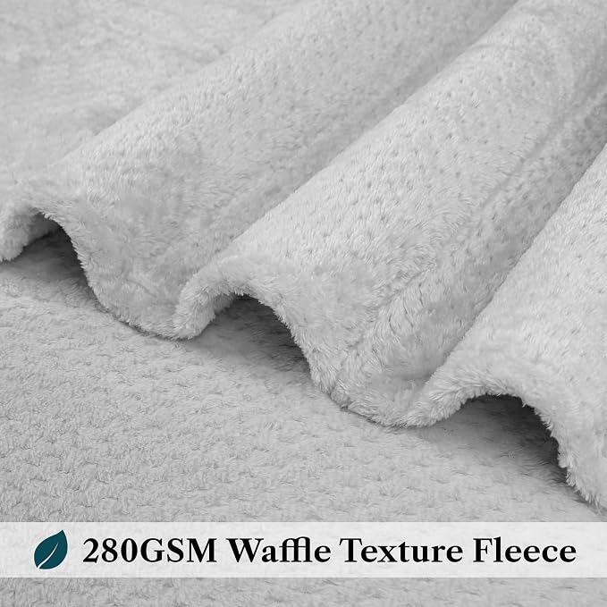 PAVILIA Light Gray Fleece Throw Blanket for Couch Sofa Bed, Soft Fuzzy Waffle Jacquard Microfiber, Warm Lightweight Fade-Resistant Decorative All Season Throw, 50x60