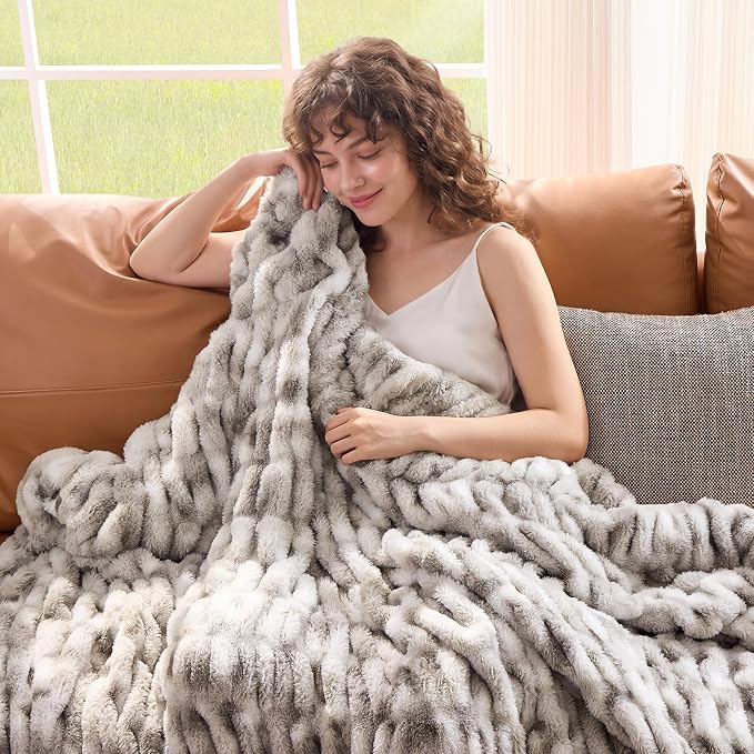 Lotus Karen Faux Fur Throw Blanket, 900 GSM Dual-Sided Soft Ruched Twin Blanket for Couch, Fluffy Cozy Fuzzy Plush Throw Gifts for Women Man Bedroom Living Room (Tie-Dye Dark Gray, 60"x80")