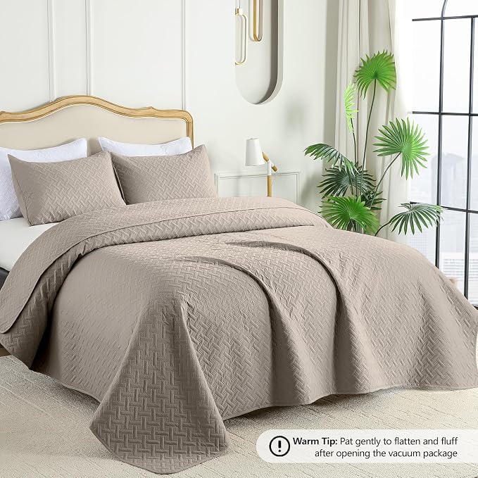 FLYMME Quilts Queen Size,Lightweight Taupe Bedspreads,Basket Weave Pattern,Ultra Soft Microfiber Bed Coverlet 3 Pieces for All-Seasons (1 Quilt,2 Pillow Shams)
