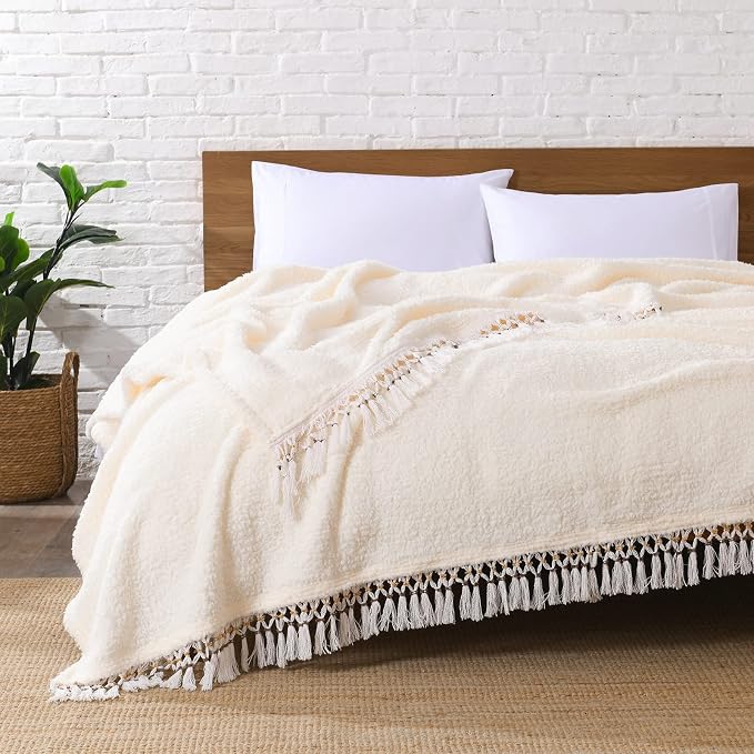 Ultra Soft Fleece Sherpa Blanket Queen Size,Lightweight Cozy Boho Bed Blanket with Decorative Tassel, Pattern Reversible, Antique White, 90”x90”