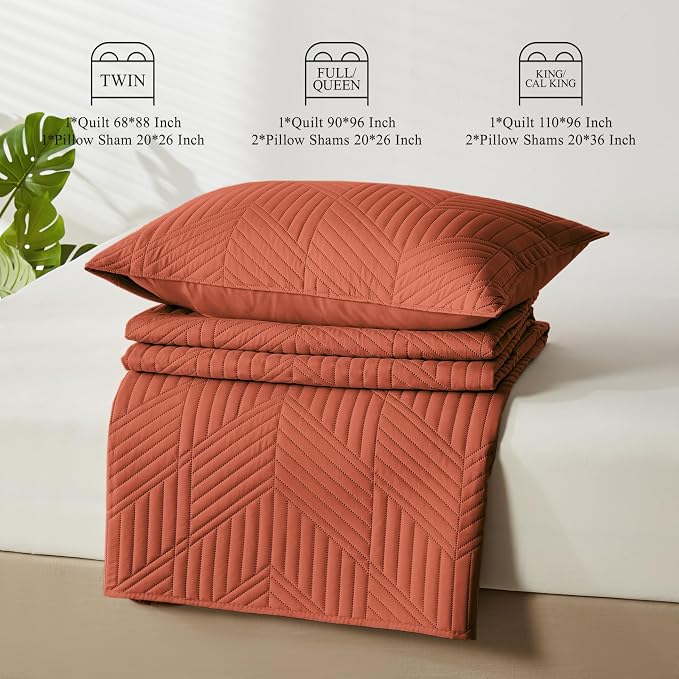 Davulos Full/Queen Quilt Set in Burnt Orange, Soft Reversible Microfiber Bedspread for All-Season Use, Lightweight Coverlet with Modern Geometric Pattern (1 Quilt, 2 Pillow Shams)