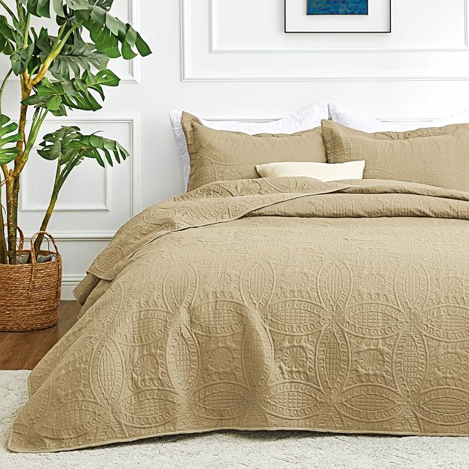 Love's cabin Quilts for Full Bed Camel Bedspreads Bedding Set - Lightweight Bedspread Comforter - Coin Pattern Bedding Coverlet for All Season - 3 Pieces (1 Quilt, 2 Pillow Shams)