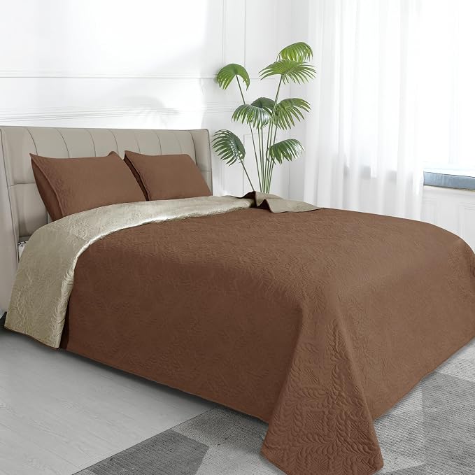 Easy-Going Reversible Quilt Set Full/Queen, Bedspread with 2 Shams | Olive leaf-Brown/Beige, Lightweight Microfiber Bed Comforter, 1 Quilt + 2 Pillow Shams, All-Season Coverlets for Bedroom