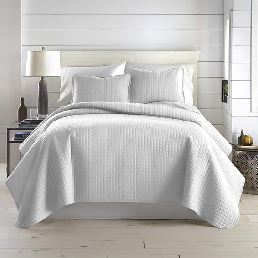 Southshore Fine Living, Inc. Oversized Quilt King Size Set, Grey Bedspread King/California with 2 Matching Shams, Soft Bedspread, Microfiber Quilt Coverlet, Hotel Bedding Set, Light Grey Quilts