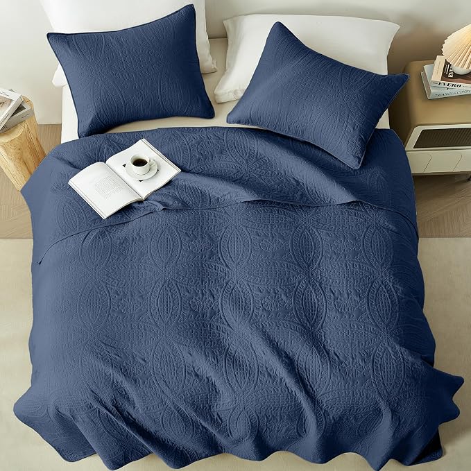 akkialla Navy Twin Quilt Set, Ultrasonic Lightweight Bedspread Coverlet for Modern Minimalist Bedroom, Soft Microfiber Coin Pattern Bedding, 2-Piece (1 Quilt, 1 Pillow Sham) | Breathable fabric