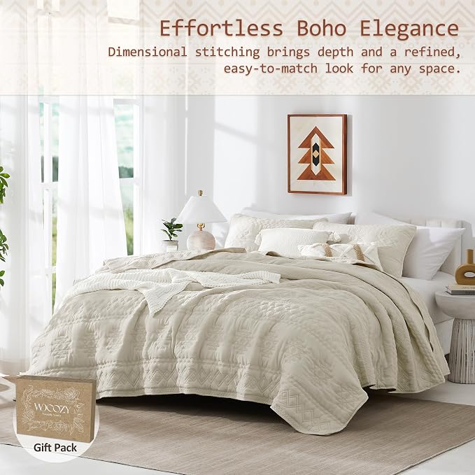 WDCOZY Beige Boho Queen Size Quilt Bedding Set with 2 Pillow Shams, Farmhouse Lightweight Soft Bedspread Coverlet for All Season, 3 Pieces, 90x90 inches