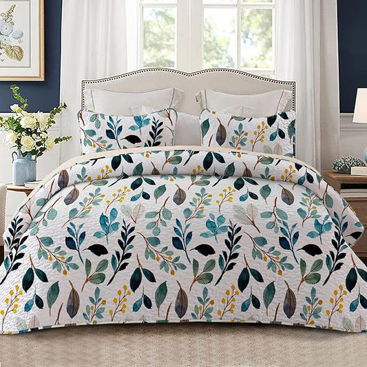Whale Flotilla California King Size Quilt Set, Soft Floral Leaf Bedspreads | Reversible Lightweight Oversized Quilt Bedding Set for Bed, White Green Printed Coverlets with 2 Pillow Shams for All Seasons