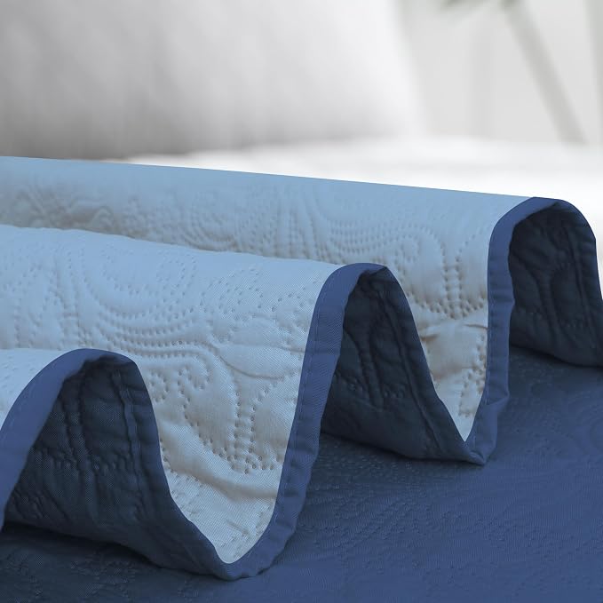 Easy-Going Reversible Quilt Set King, Bedspread with 2 Shams | Damask-Dark Blue/Light Blue, Lightweight Microfiber Bed Comforter, 1 Quilt + 2 Pillow Shams, All-Season Coverlets