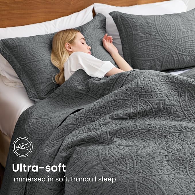 Love's cabin Oversized King Size Quilt Bedding Set Dark Grey Bedspreads - Oversized King Lightweight Bedspread Comforter - Coin Pattern Coverlet for All Season - 3 Pieces (1 Quilt, 2 Pillow Shams)