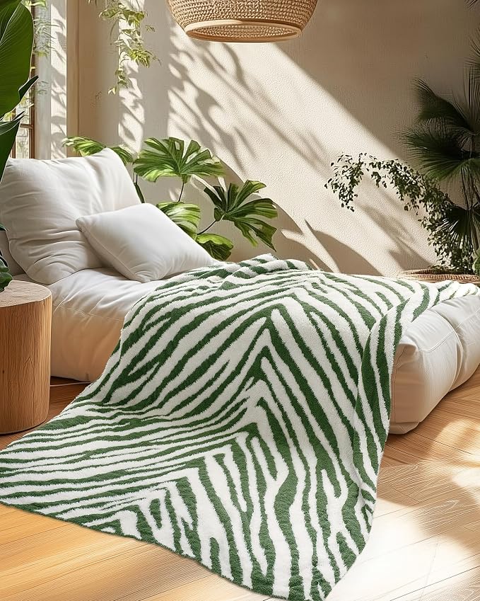 Knit Throw Blanket for Couch, Soft Cozy Fluffy Knitted Blanket for Sofa, Bed, Gift for Women Girls Home Decor (Zebra-Green, Throw 50"x60")