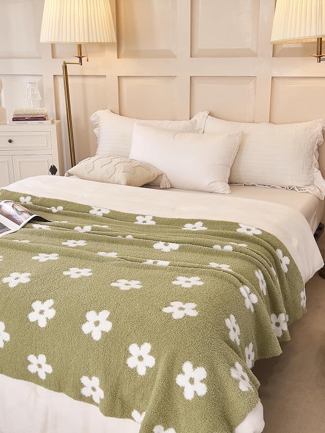 Ultra Soft Cozy Sunflower Knitted Throw Blanket Fluffy Microfiber Checkerboard Bed Blanket Lightweight Both Sides Blanket for Couch Sofa Bed (Sage Green, Throw 50“x60”)