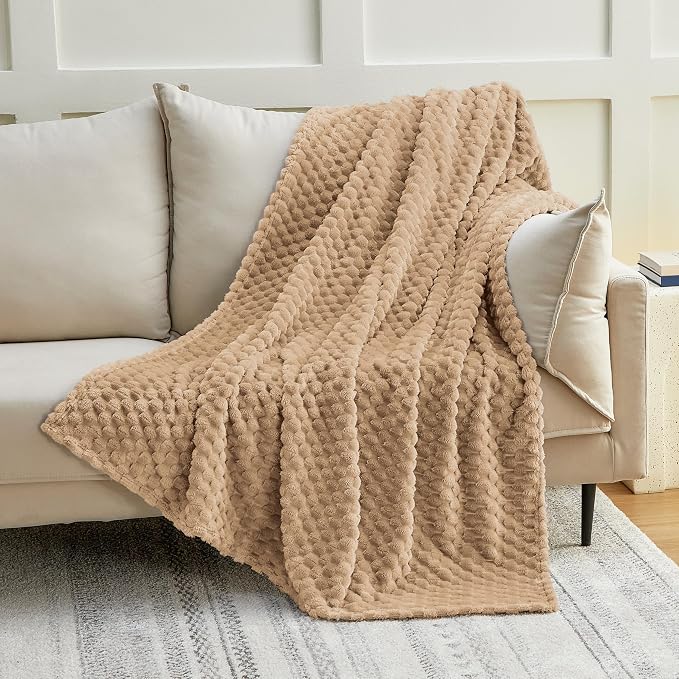 EXQ Home King Size Blanket for Bed or Couch - 3D Imitation Turtle Shell Jacquard Decorative Fleece Blankets - Cozy Soft Lightweight Fuzzy Flannel Blanket Suitable for All Seasons(90"×108",Brown)