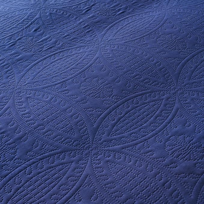 akkialla 118"x106" Navy California King Quilt Set, Oversized Floor-Length Bedspread, Modern Coin Pattern Microfiber Coverlet, 3-Piece All Season Bedding with 2 Pillow Shams