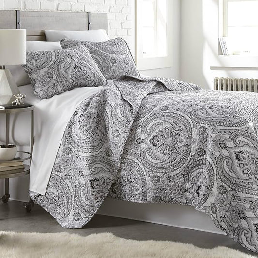 Southshore Fine Living, Inc. Boho King Quilt Set, Lightweight Bedspread, Summer Coverlet, 3-Piece Paisley Bedding Set with Two Matching Quilted Pillow Shams, California King Quilts, Black