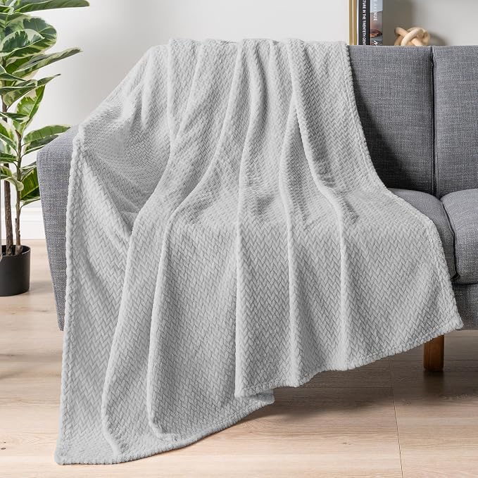 PAVILIA Soft Fleece Light Grey Throw Blanket for Couch, Lightweight Plush Warm Blankets for Bed, Fuzzy Cozy Flannel Blanket Throw for Sofa, Travel, Jacquard Pattern, Light Gray, Twin, 60x80 inch
