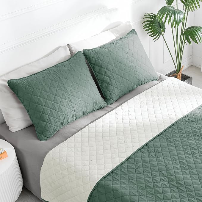 Easy-Going Reversible Quilt Set Full/Queen, Bedspread with 2 Shams | Cyan/Ivory, Lightweight Microfiber Bed Comforter, 1 Quilt + 2 Pillow Shams, All-Season Coverlets for Bedroom