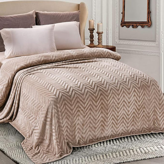 Whale Flotilla Flannel Fleece Bed Blanket Twin Size, Champagne | Lightweight Breathable Soft Bedspread, Plush Fluffy Coverlet Chevron Design Decorative Blanket for All Season, 60x80 Inch