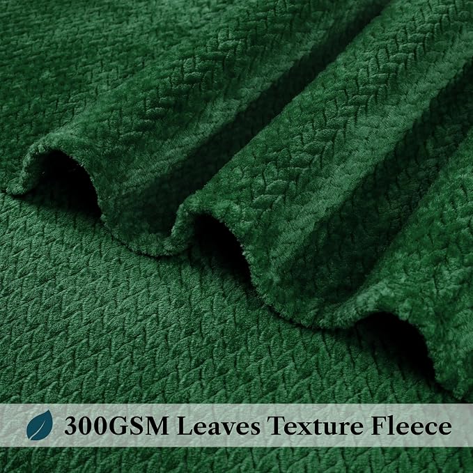 PAVILIA Soft Fleece Forest Green Throw Blanket for Couch, Lightweight Plush Warm Blankets for Bed, Fuzzy Cozy Flannel Blanket Throw for Sofa, Travel, Jacquard Pattern, Emerald Green, 50x60 inch