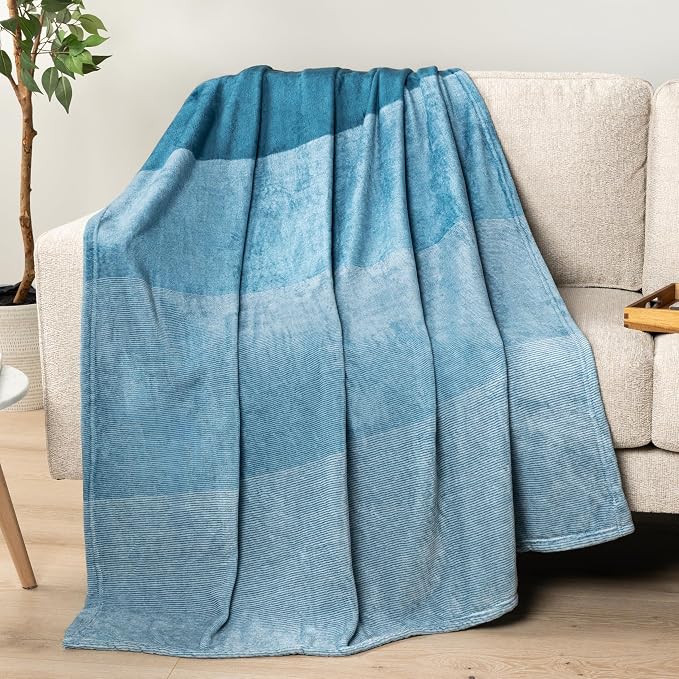 PAVILIA Teal Blue Ombre Fleece Throw Blanket for Couch Sofa Bed, 60x80 Twin
