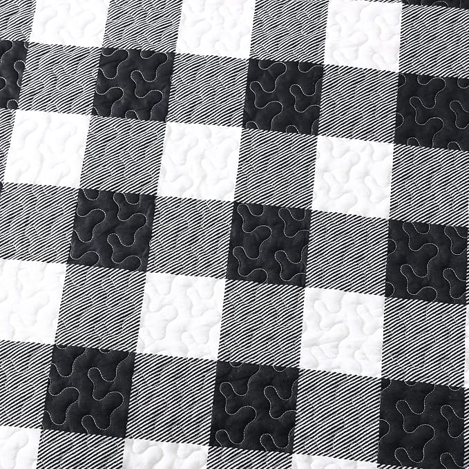 EXQ Home Quilt Set Twin Size Black and White Squares Bedspread | Soft Microfiber Bedspread, Breathable & Wrinkle-resistant Coverlet. All-season Use for Hot Sleepers. 2-pc Set with 1 Sham