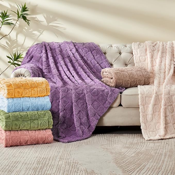 FY FIBER HOUSE Knitted Throw Blankets with Heart Checkered,Soft Warm Blankets for Lover Mom Father Friends Gifts,Lightweight Fuzzy Blanket for Couch Sofa Bed All Season(Light Blue,90"x108")