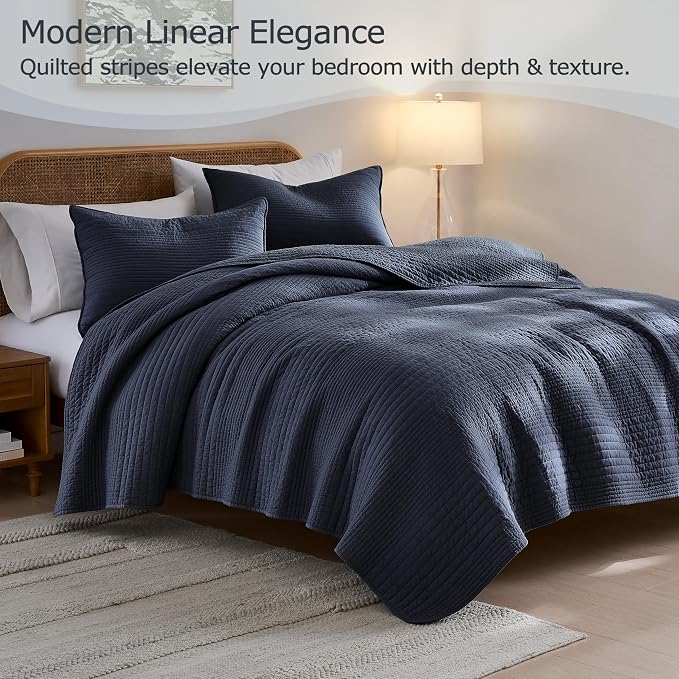 palassio Striped Navy Blue 100% Cotton Quilt Queen Size Bedding Sets, Lightweight Crinkly Channel Pick Stitch Textured Bedspread Soft Shabby Chic Farmhouse Country Coverlet for All Season, 2 Shams